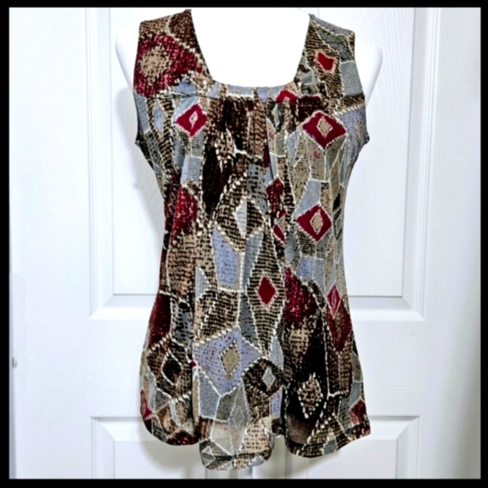 R.Q.T. Sleeveless Ladies Top, Multi Color Shell w/Black Lining, Sz Small